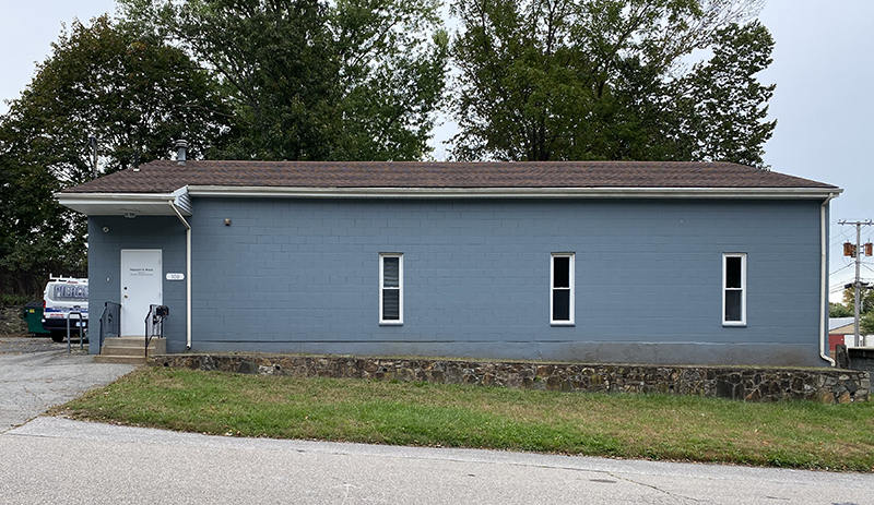 Foncellino Team of Coldwell Banker leases 2,500 s/f warehouse/office building